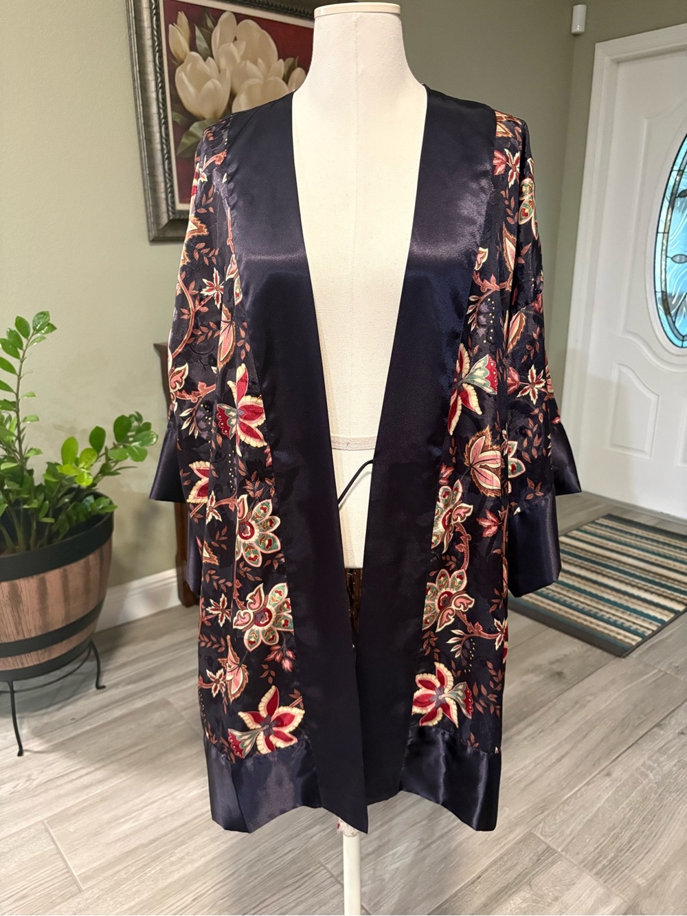 Victoria's Secret Navy Floral Satin Kimono with Pink and Gold Accents
